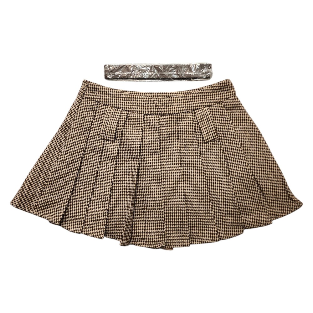 Commense Pleated Zip Lined Skirt with Belt Size Small